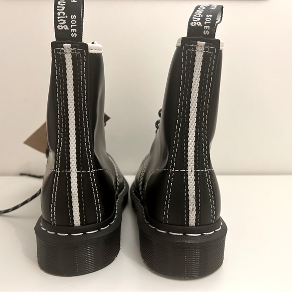 BNWT Dr Martens 1460 Contrast Stitch Leather Lace Up Boot - Picture 4 of 4